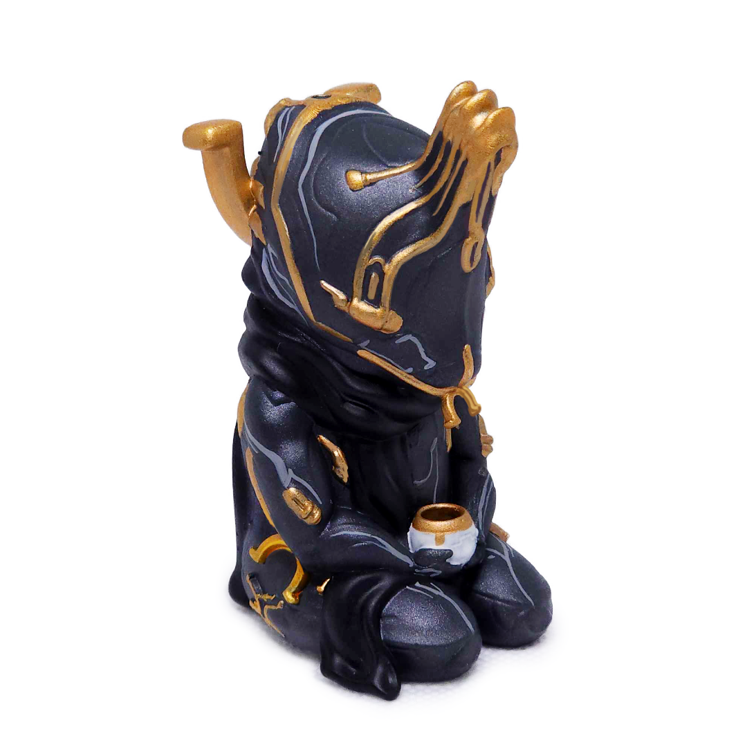 Warframe Umbra Sitting Seiza with Teacup Limited-Edition Collectible JohJoh Figurine